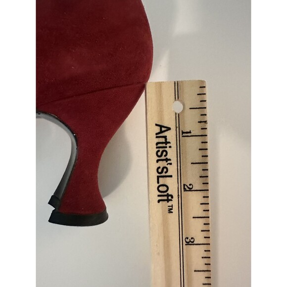 Stuart Weiztman Red Suede Square Toe Heels Pumps Women's‎ Narrow 7.5 N - Picture 15 of 16